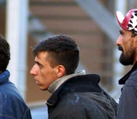 Slovenci bomo spet financirali migrante, tokrat zanje prevajalce in tolmače