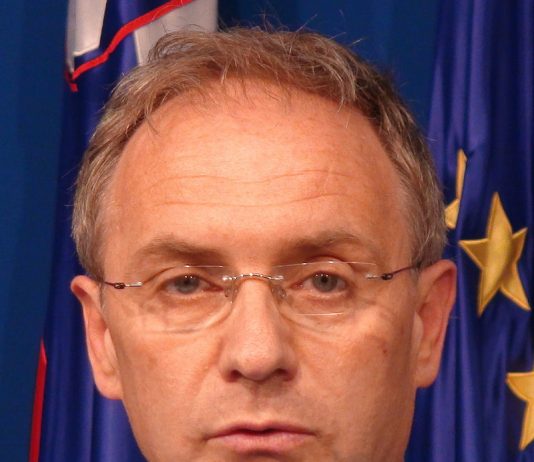 O ponovni uvedbi nabornega sistema