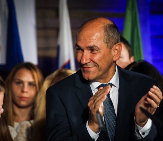 Javnomnenjska anketa: Skok podpore SDS in strankam, ki sodelujejo v pogovorih nove razvojne koalicije! LMŠ v prostem padu!