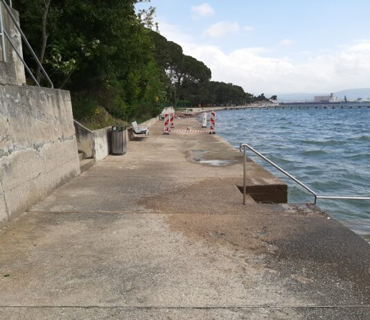 Onemogočen dostop do plaže Ankarančani