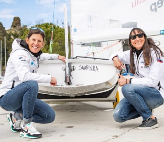 Najboljši slovenski jadralki na olimpijske igre z novo jadrnico Šavrinko