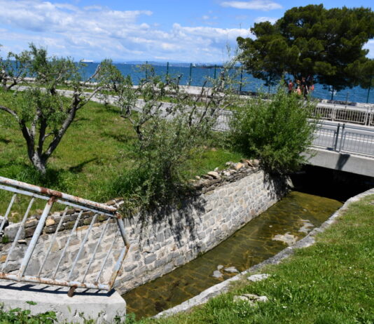 V Žusterni skoraj pripravljeni na kopalno sezono