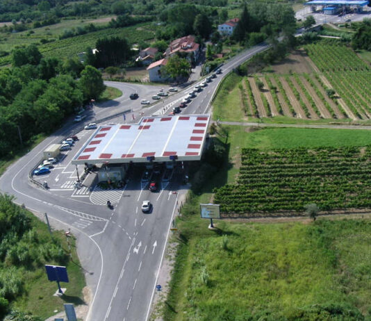 Mejni prehod Sečovlje bodo v ponedeljek zaprli