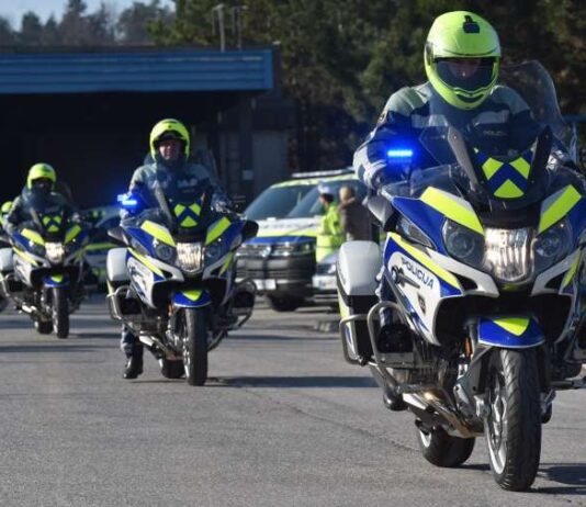 23-letni Koprčan v nekaj minutah storil sedem prekrškov, ostal je brez audija