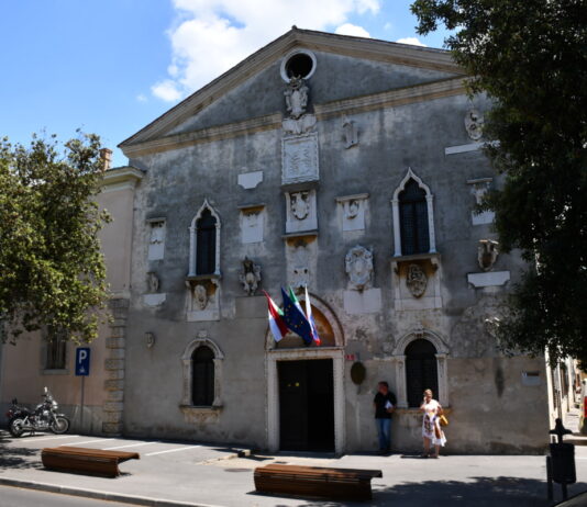 V Kopru danes odprli častni konzulat Madžarske