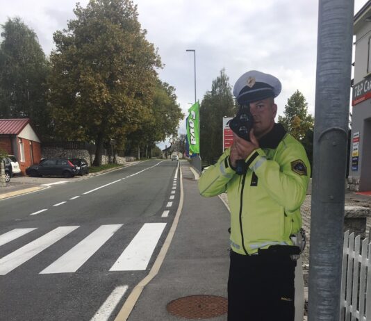 Ukradli policista, policija prosi za pomoč