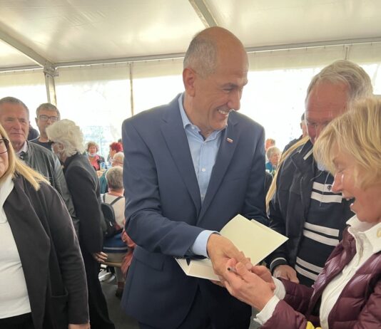 Ob regijskem srečanju SDS v Marezigah: SDS je slovenska prihodnost