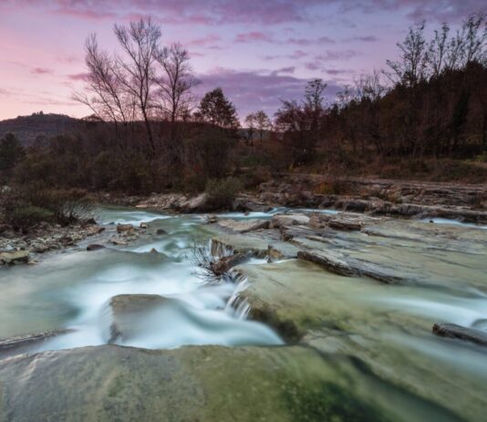 Grozljivo: osebo rešili iz Dragonje, otroka do tega trenutka niso našli