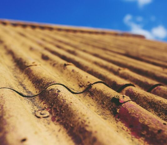 Piranska komunala v šestih mesecih zbrala kar 28 ton azbestnih odpadkov