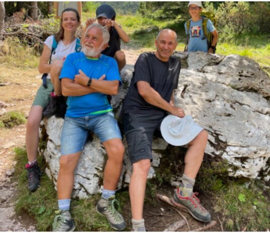 Takole poletje preživlja Janez Janša